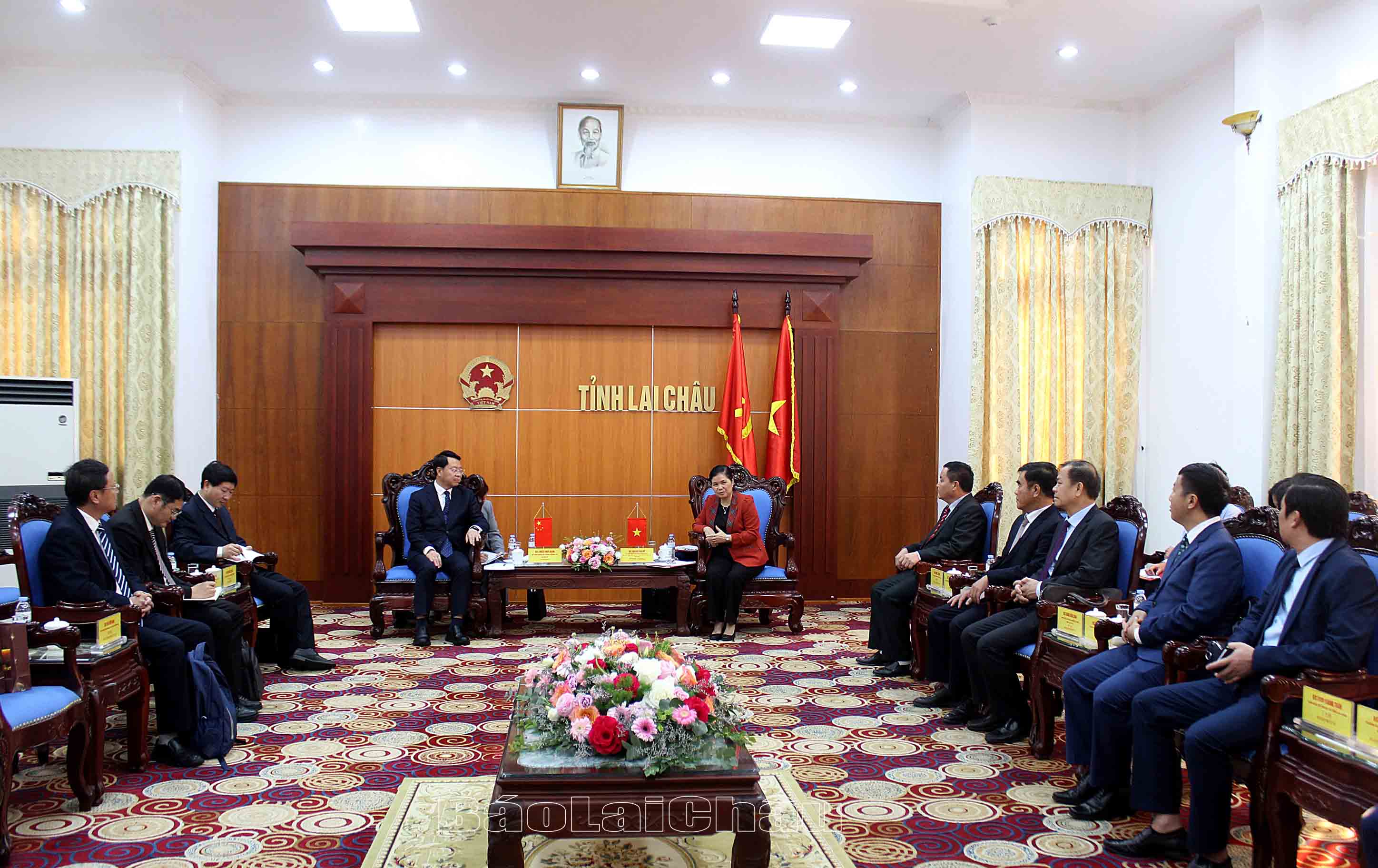 Quang cảnh buổi tiếp xã giao.